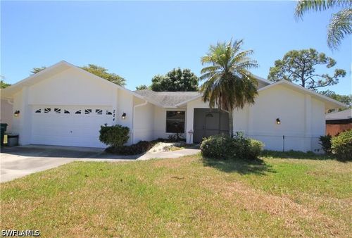 224 Erie Dr, NAPLES, FL, 34110-1304 | Card Image