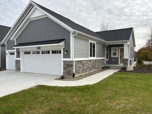 2567 Ravines Trail Dr Sw, Byron Center, MI, 49315-7407 | Card Image