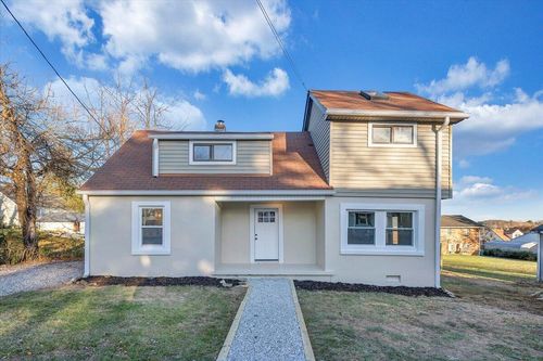 50 Bower St, Christiansburg, VA, 24073-1808 | Card Image