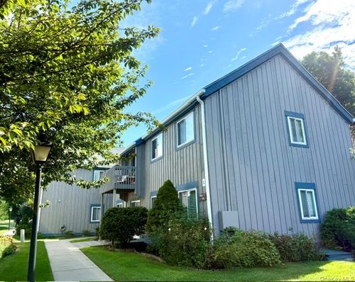 11-11 Sterling, Beacon, NY, 12508 | Card Image