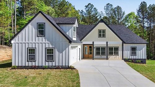 242 Mulberry Ln Se, Lindale, GA, 30147-2010 | Card Image