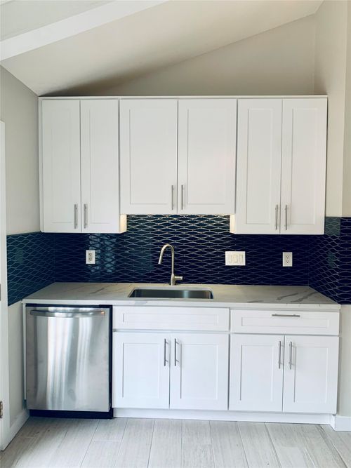 b-6706 Circle S Rd, Austin, TX, 78745-5714 | Card Image