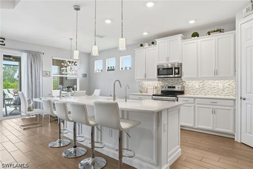 28009 Longboat Key Run, BONITA SPRINGS, FL, 34135 | Card Image