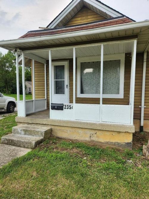 2354 Rankin Ave, Columbus, OH, 43211-2379 | Card Image