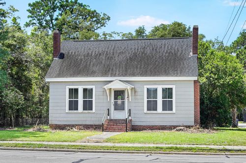 205 Elm St W, Hampton, SC, 29924-3203 | Card Image