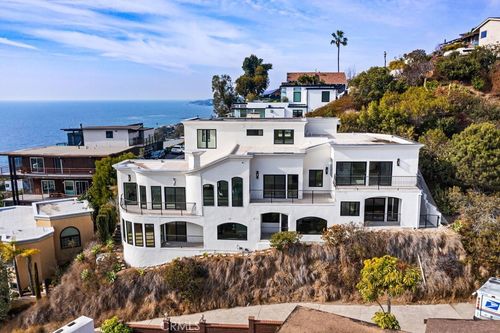 2790 Queda Way, Laguna Beach, CA, 92651-3910 | Card Image