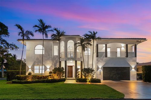 552 Palm Dr, Hallandale Beach, FL, 33009-6534 | Card Image