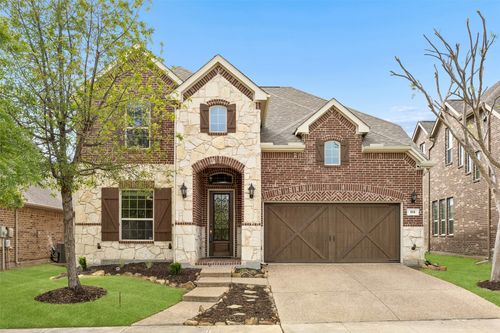 814 River Oak Ave, Euless, TX, 76039-1119 | Card Image