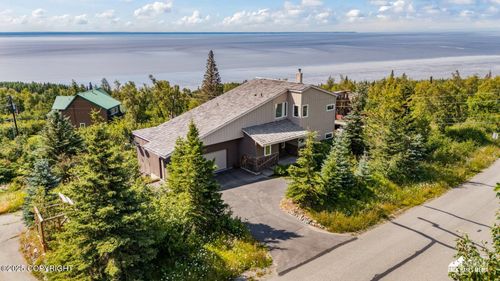 5838 Romania Dr, Anchorage, AK, 99516-6010 | Card Image