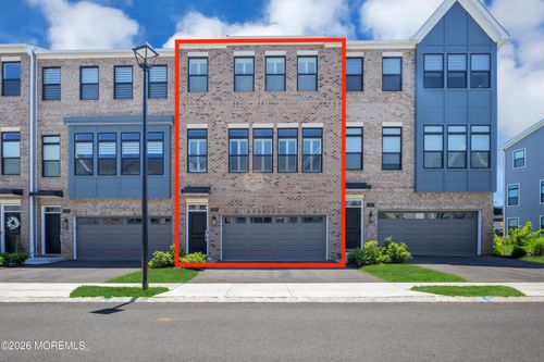 15 Linder Ct, Middletown, NJ, 07748-3578 | Card Image