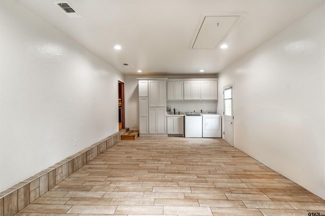 13402 County Road 1131, House other with 3 bedrooms, 2 bathrooms and null parking in Flint TX | Image 23