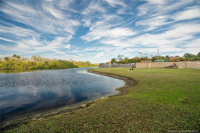 APT-207 - 450 South River Dr, Condo with 2 bedrooms, 2 bathrooms and null parking in Stuart FL | Image 34