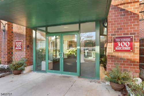 apt-811-300 Main St, Little Falls, NJ, 07424-1363 | Card Image