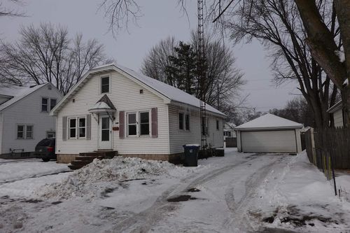 830 Market Street, NEKOOSA, WI, 54457 | Card Image