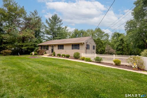 13 Birch Rd, Danbury, CT, 06811-3422 | Card Image