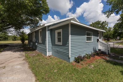 2236 Danson Street, House other with 4 bedrooms, 2 bathrooms and null parking in Jacksonville FL | Image 3