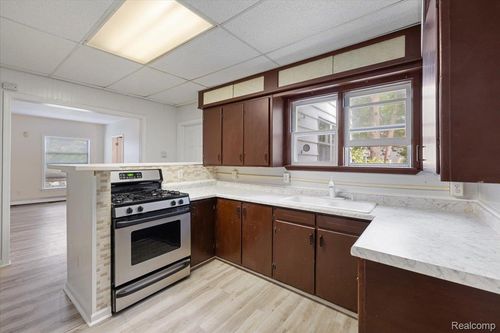 1257 Byron Rd, Howell, MI, 48843-1006 | Card Image