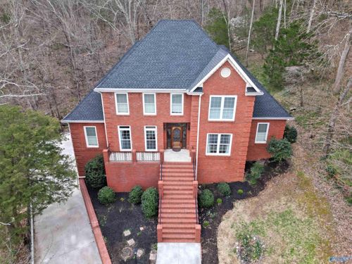1319 Chesterfield Rd Se, Huntsville, AL, 35803-3683 | Card Image