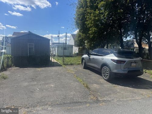 351 S Lehigh Ave, FRACKVILLE, PA, 17931-2216 | Card Image