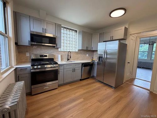 722 Fdr Dr N, New York, NY, 10001 | Card Image