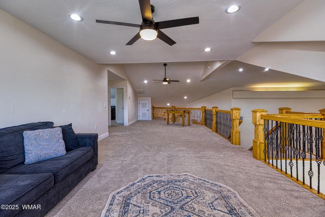 Spacious Loft | Image 39