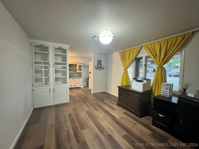 Living Area/Office/4th Bedroom | Image 8