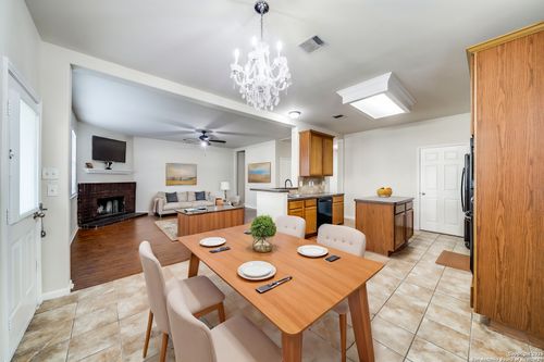 108 Ling Ln, Cibolo, TX, 78108-3776 | Card Image