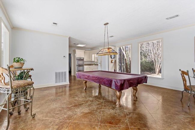 38-Dining Area | Image 38