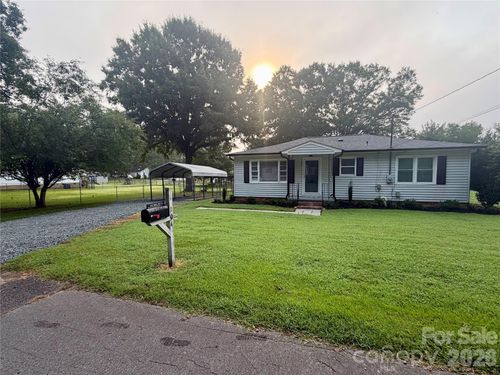 104 Hilltop St, Stanfield, NC, 28163-6769 | Card Image