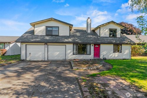 117 Manteca Dr, Kelso, WA, 98626-1866 | Card Image