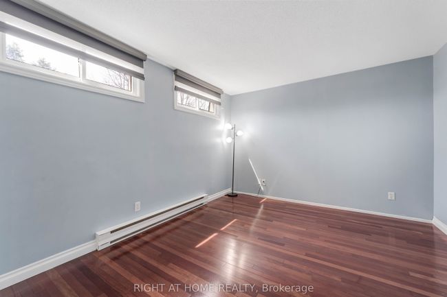 115 Royalton Pvt, House attached with 3 bedrooms, 2 bathrooms and 1 parking in Ottawa ON | Image 12