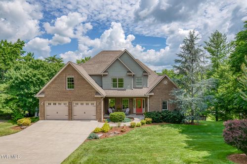 1324 White St, Kingsport, TN, 37664-2051 | Card Image