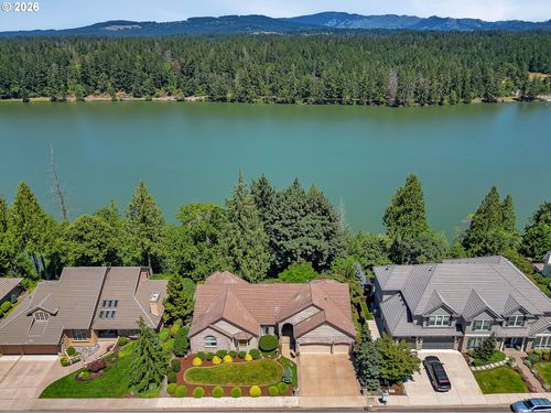 1631 Nw Lacamas Dr, Camas, WA, 98607-9206 | Card Image