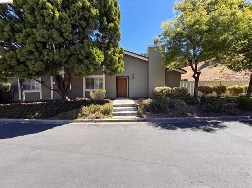 123 Ironwood, Oakland, CA, 94605-4610 | Card Image
