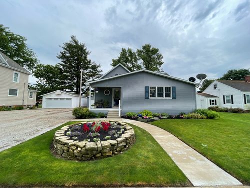 113 W Main St, Royal, IL, 61871-6002 | Card Image