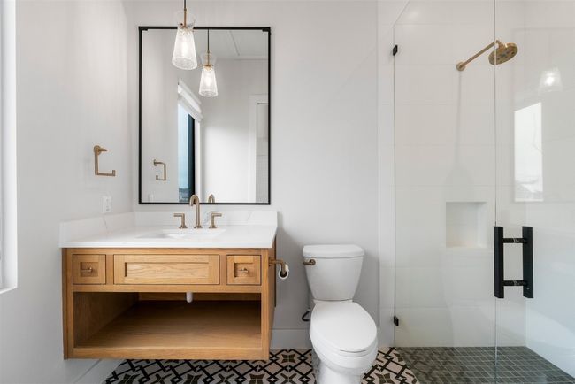 Bathroom in the casita | Image 37
