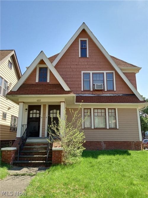 4515 E 126th St, Garfield Heights, OH, 44105-6905 | Card Image