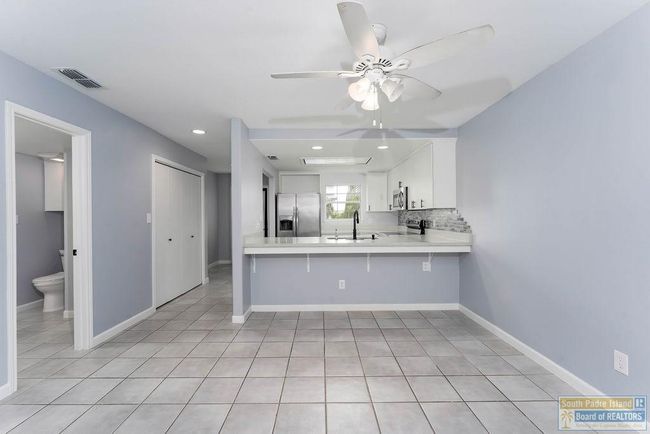 905 N Shore Dr, House other with 3 bedrooms, 3 bathrooms and 2 parking in Port Isabel TX | Image 7