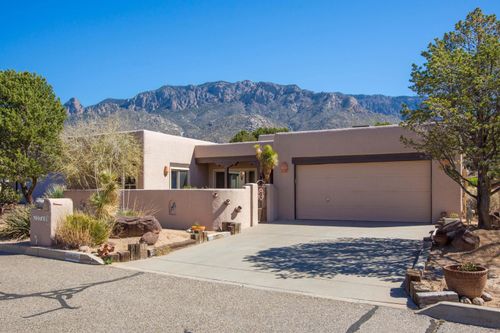 2760 Cliffrose Dr Ne, Albuquerque, NM, 87122-1230 | Card Image