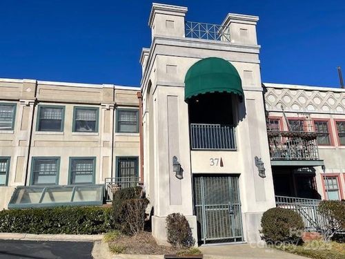 apt-w106-37 Hiawassee St, Asheville, NC, 28801-7712 | Card Image