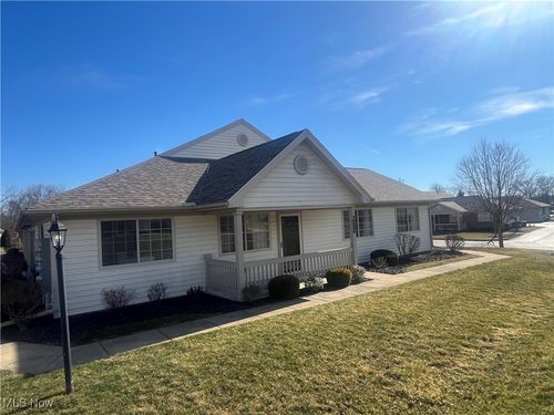 4309 Strattford Circle E, Zanesville, OH, 43701 | Card Image