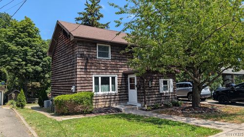 170 Glen Ave, Amherst, NY, 14221-5426 | Card Image