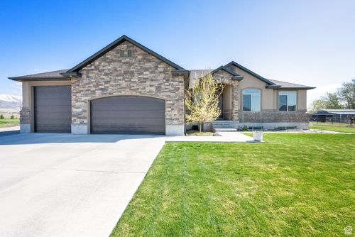 302 Old Farm Rd, Erda, UT, 84074-4201 | Card Image