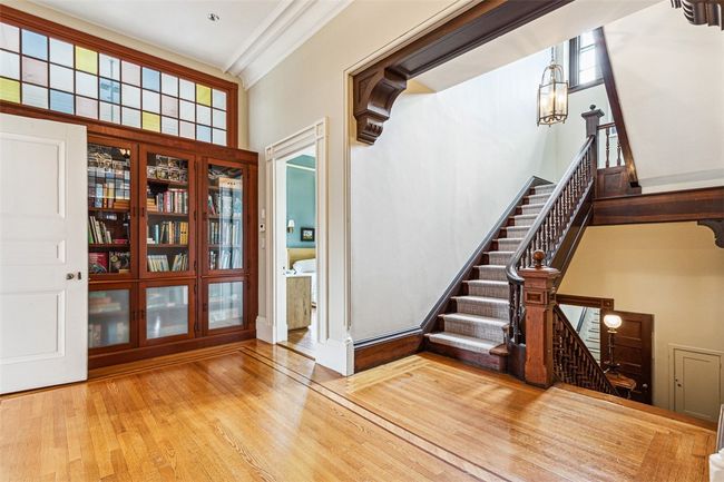 10 Brown St, House other with 5 bedrooms, 8 bathrooms and 8 parking in Providence RI | Image 24
