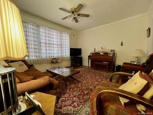 apt-1-33 82nd St, Jackson Heights, NY, 11372-1474 | Card Image