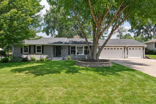 5921 Grimes Ave S, Edina, MN, 55424-1936 | Card Image