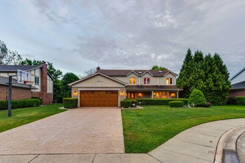 3903 Kiess Dr, Glenview, IL, 60026-1093 | Card Image