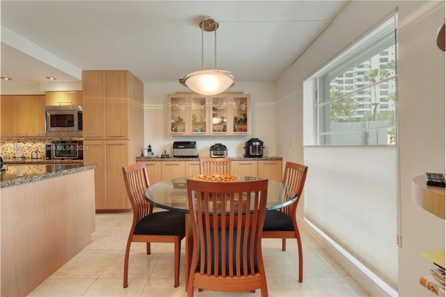 45 - 600 Ne 25th Ave, Condo with 3 bedrooms, 2 bathrooms and null parking in Hallandale Beach FL | Image 5