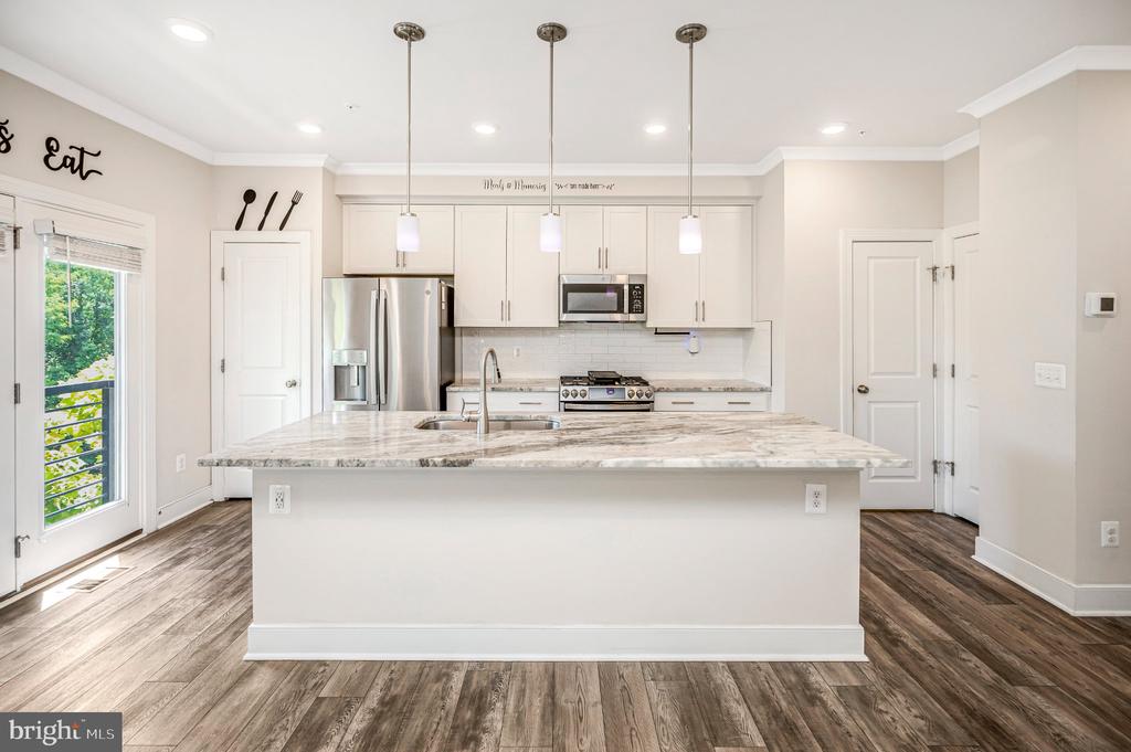 Residential Lease in WOODBRIDGE 4