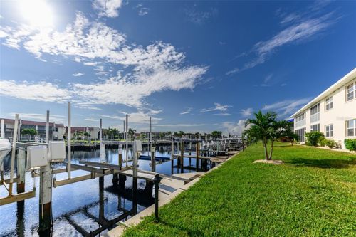 apt-112-220 Coldeway Dr, PUNTA GORDA, FL, 33950-5272 | Card Image